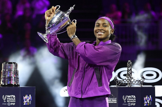 Dostaveníčko v poušti. Honorace míří na WTA Finals